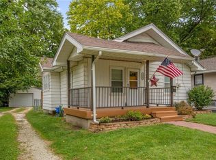 3309 Center St, Des Moines, IA 50312