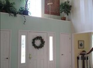 1952 Hampstead Ct, Valparaiso, IN 46385