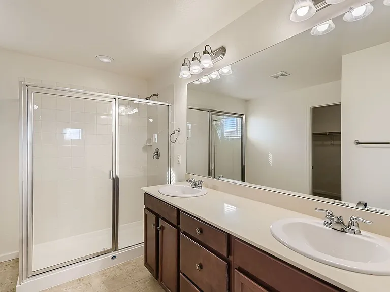 645 W 171st Pl — Photo 24