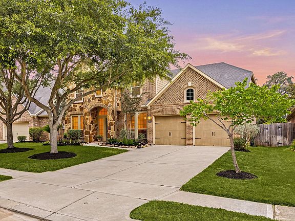 2nd image of 28014 Canyon Wren Dr