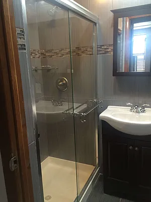 Rented by NCR Real Estate | media 26