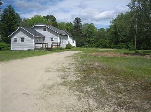 3rd image of 18 Forest Avenue