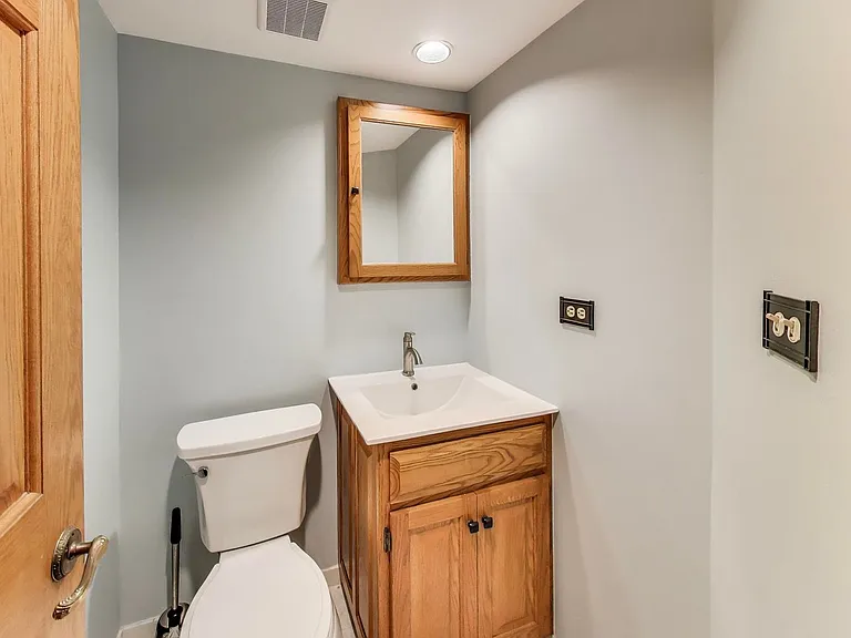 821 S Racine Ave #D — Photo 10