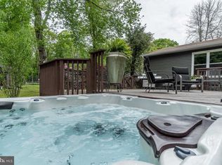 7 Leavering Mill Ln, Marlton, NJ 08053
