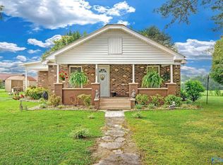 6829 Highpoint Rd, Albertville, AL 35950