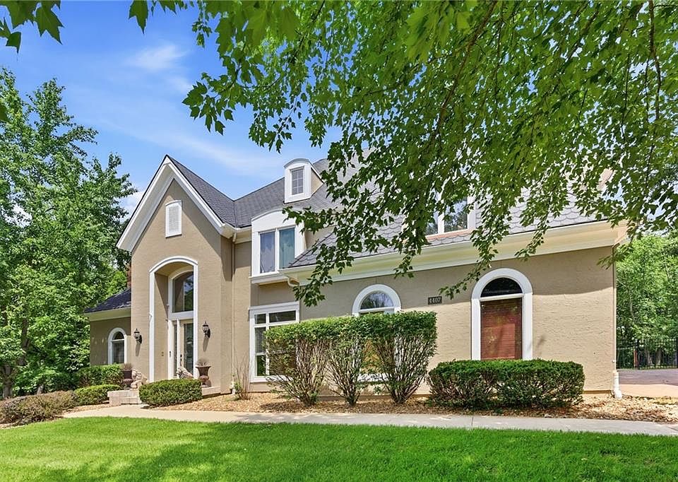 1st image of 4407 N Mulberry Dr