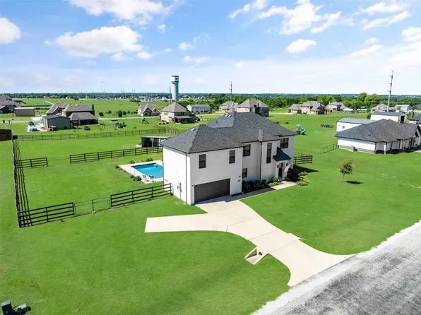 251 Redwood Dr, Van Alstyne, TX 75495