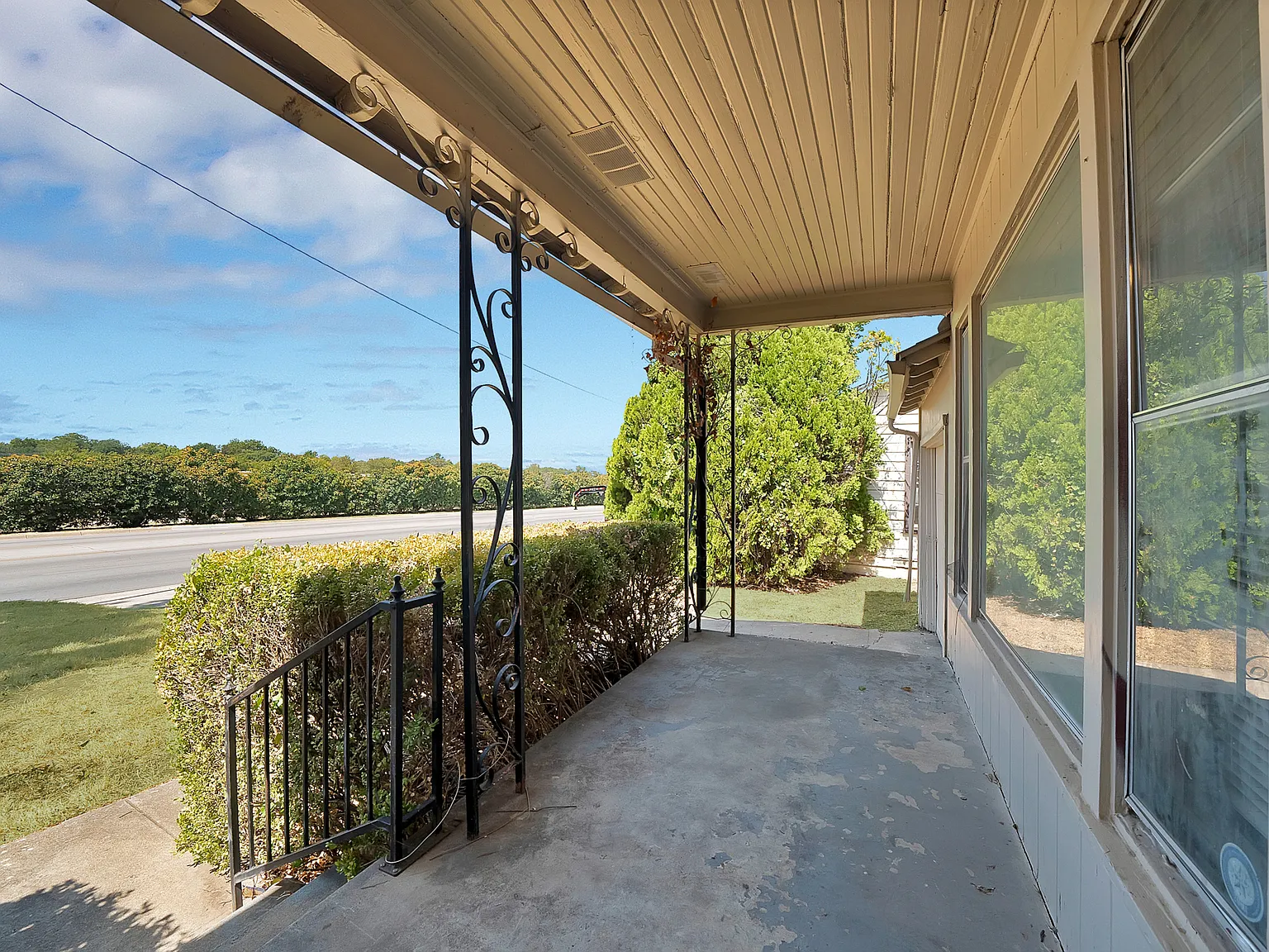 2 bed, 896 sqft, $1,550 — Photo 4