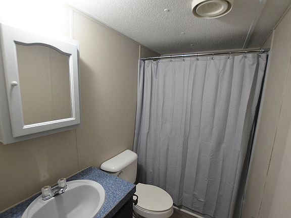 5th image of 15 S Winn Ave