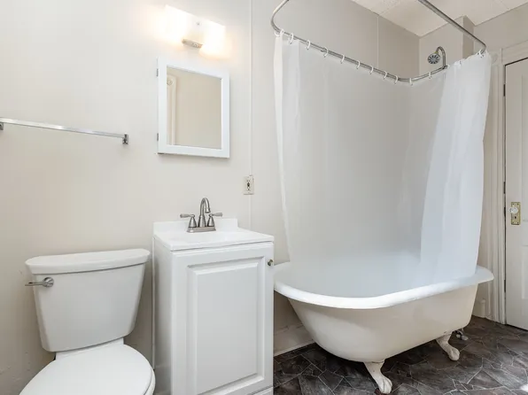 227 N Jackson St #1, Bay City, MI 48708