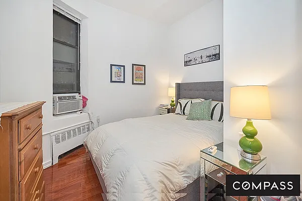 Rented by Compass | media 9