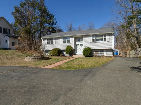 579 West Woods Road, Hamden, CT 06518