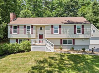 22 Hampshire Dr, Derry, NH 03038