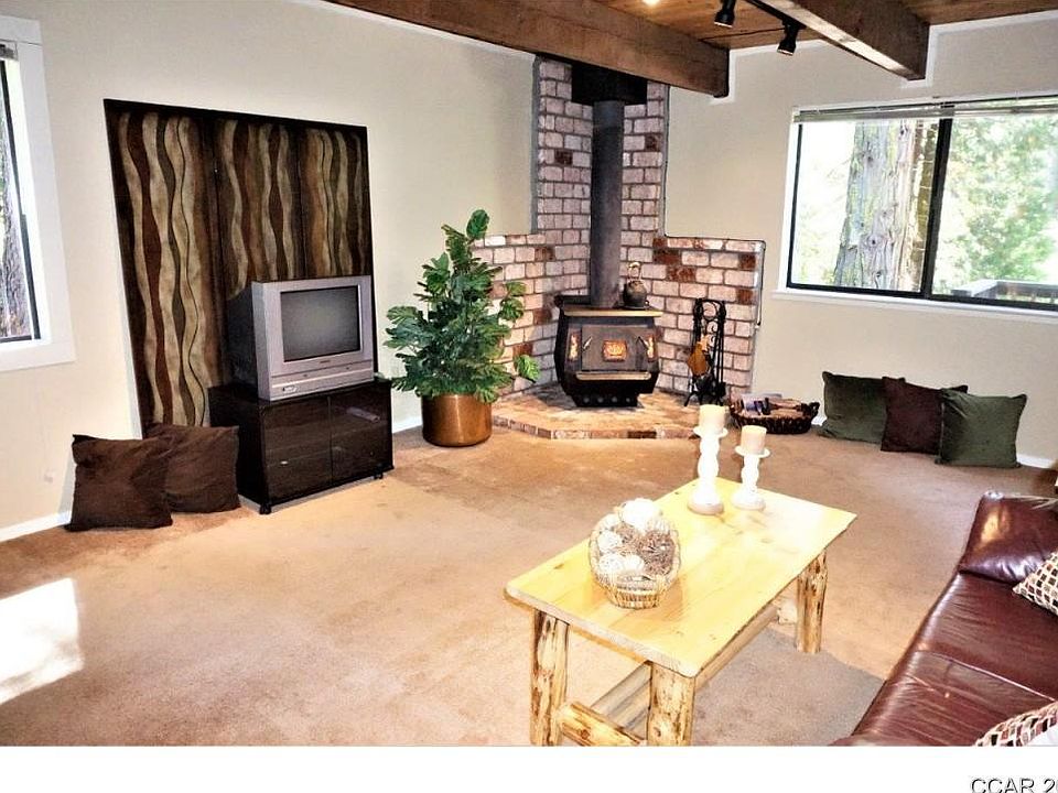 1st image of 79 Iroquois Dr