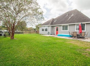 7135 Sunrise Dr, Hitchcock, TX 77563