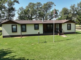 205 NW 90th Rd, Harper, KS 67058