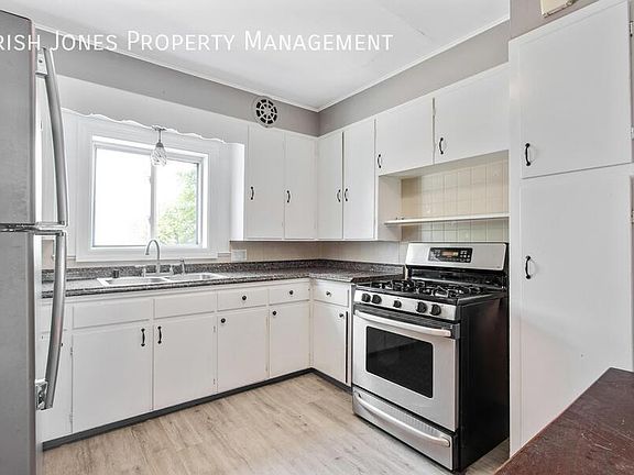 2nd image of 2518 Delaware Ave