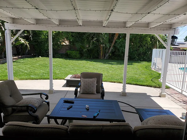 8428 Lurline Ave — Photo 13