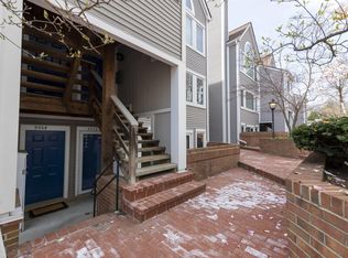 5570 Lee Hwy #1, Arlington, VA 22207
