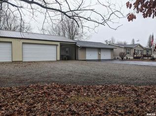 9328 Eakin Grove Rd, Benton, IL 62812