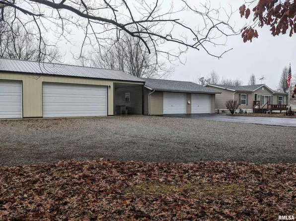9328 Eakin Grove Rd, Benton, IL 62812