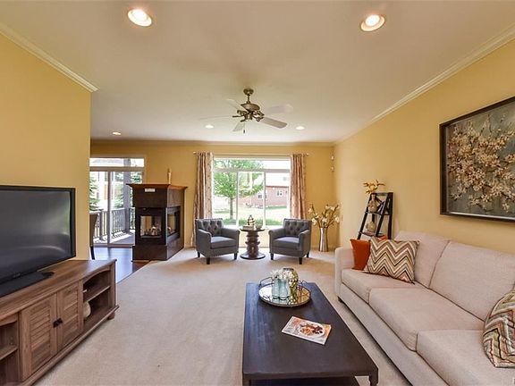 5th image of 29520 Woodpark Cir