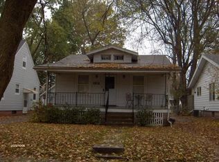 1931 S Douglas Ave, Springfield, IL 62704