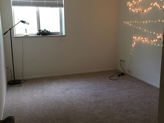 3rd image of 4400 Mobile Dr APT 105