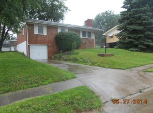 3112 Pleasant Dr, Bellevue, NE 68147
