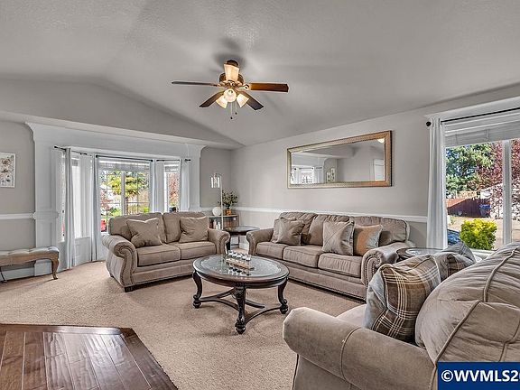 5th image of 4460 Morfitt St