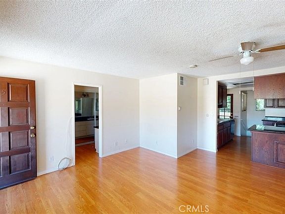 3rd image of 1316 W 166th St