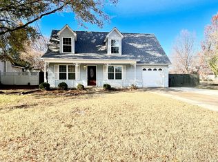 2193 Oakmont Ave, Dyersburg, TN 38024