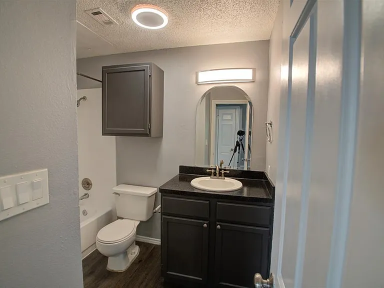2606 Rio Grande St #305 — Photo 12