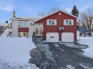 39 Swan Ave, Methuen, MA 01844