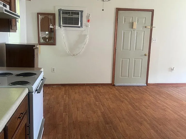 7280 Brentland Rd #201 — Photo 9