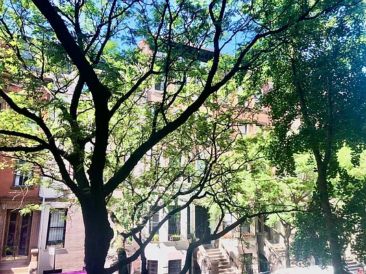 Rented by R New York | media 30