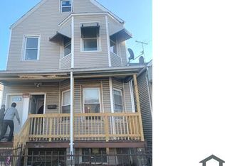 9713 S Avenue L #2, Chicago, IL 60617