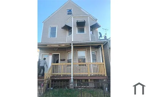 9713 S Avenue L #2 Photo 1