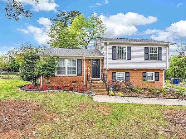 115 Heather Dr, Spartanburg, SC 29301