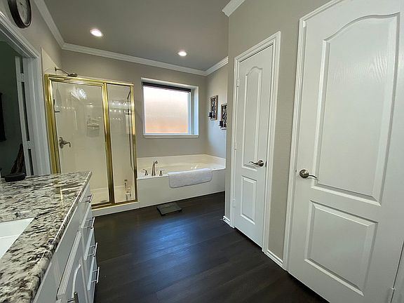 Replacing shower surround 