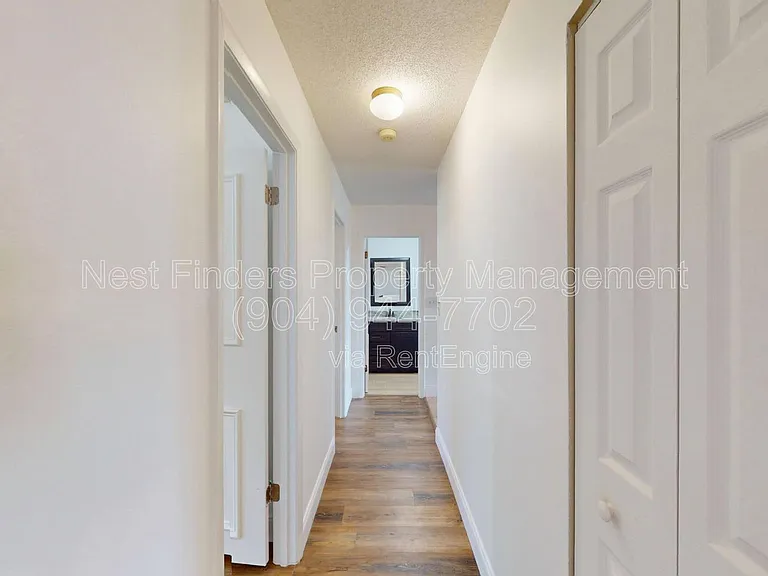 111 Lobelia Rd — Photo 12