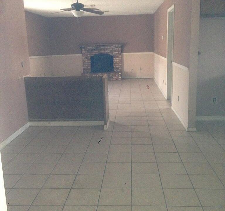 2nd image of 162 N Smith Rd