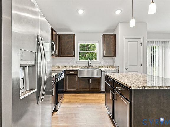 2nd image of 1100 Greenes Corner Rd