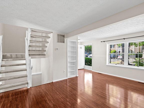 3rd image of 7914 Tyson Oaks Cir
