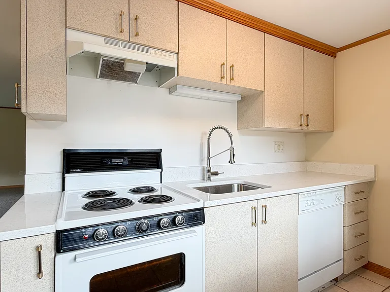 2 Lauber Rd #3 — Photo 8