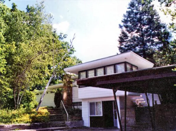 398 Triphammer Rd, Ithaca, NY 14850
