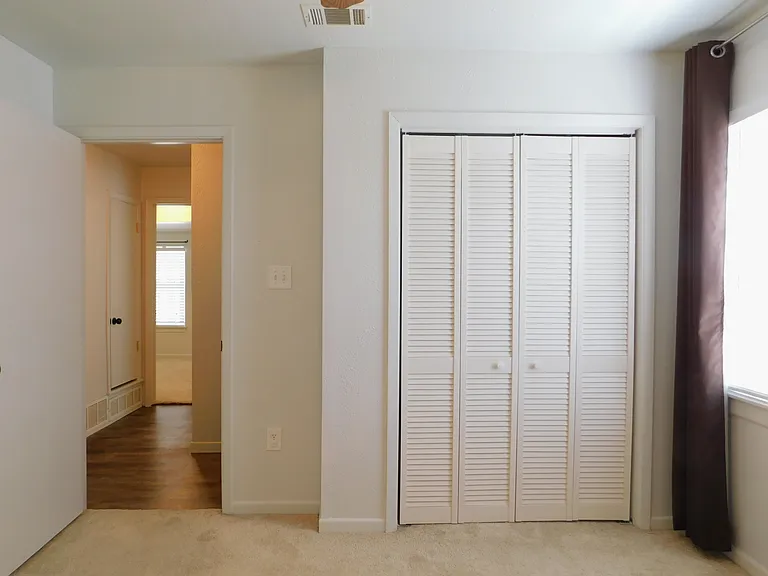 705 Sun Valley Dr — Photo 15