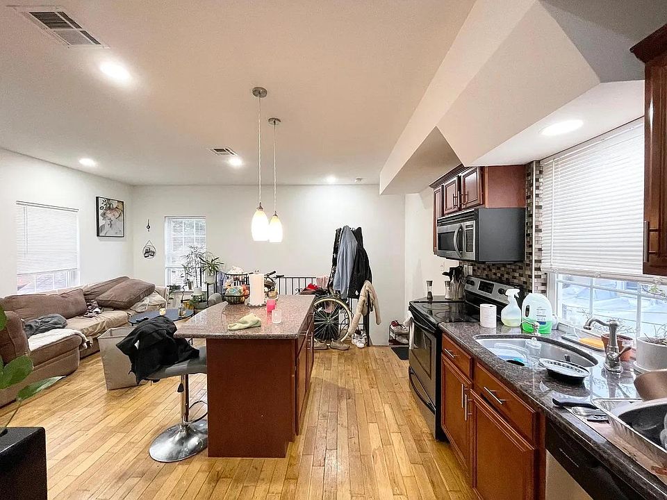 1st image of 1218 N Hope St #U2