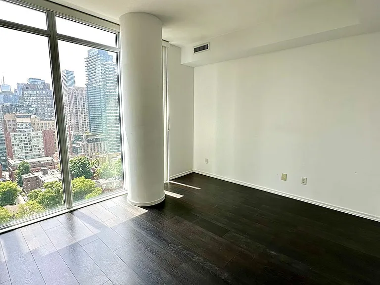 75 Saint Nicholas St #1703 — Photo 16