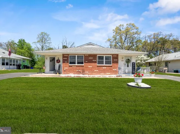 144 Elmtowne Blvd, Hammonton, NJ 08037